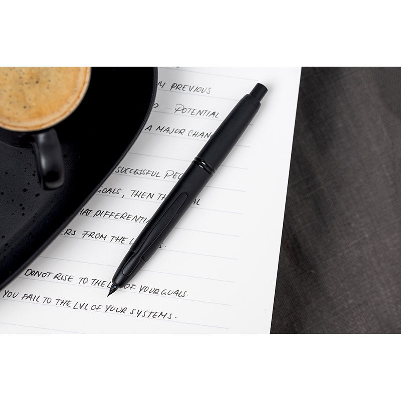 Pilot Capless Fountain Pen - Black Matte - 18k Gold - Medium Nib -  - Fountain Pens - Bunbougu